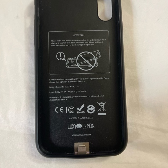 Luxy Lemon charging case for IPhone XS.​ - Picture 2 of 2